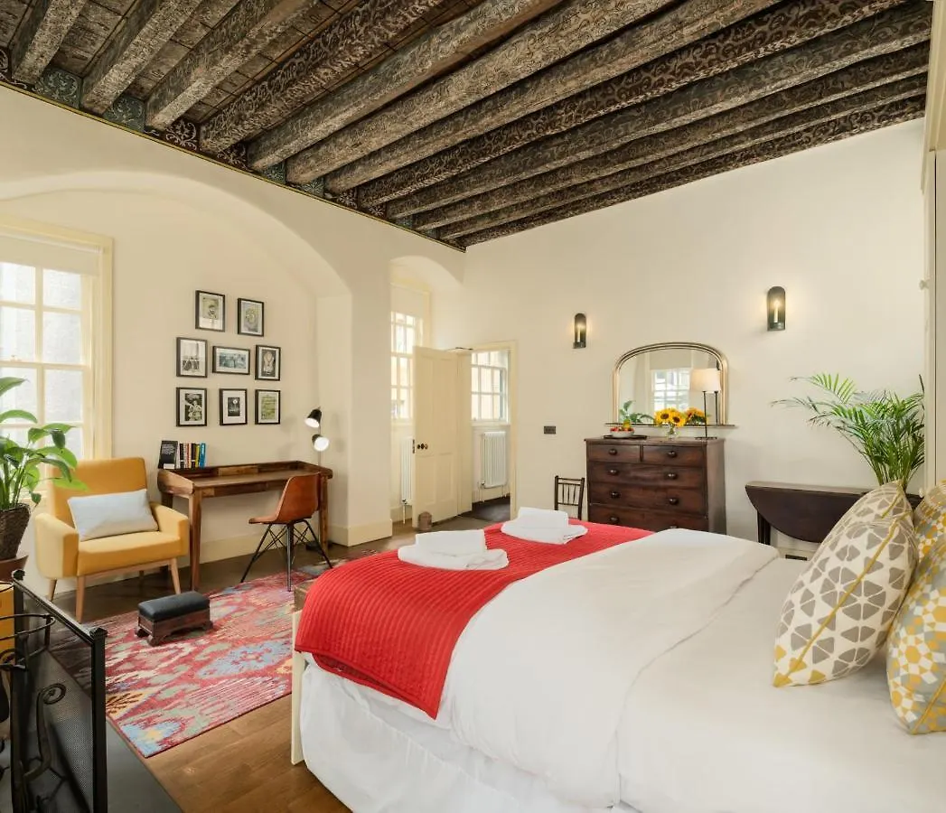 The King'S Chamber Stunning Apartment, Royal Mile Close To Castle Edinburgh Storbritannien